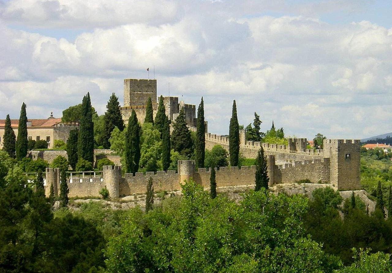 Castle, Terrace And Relax Apartment Tomar Luaran gambar